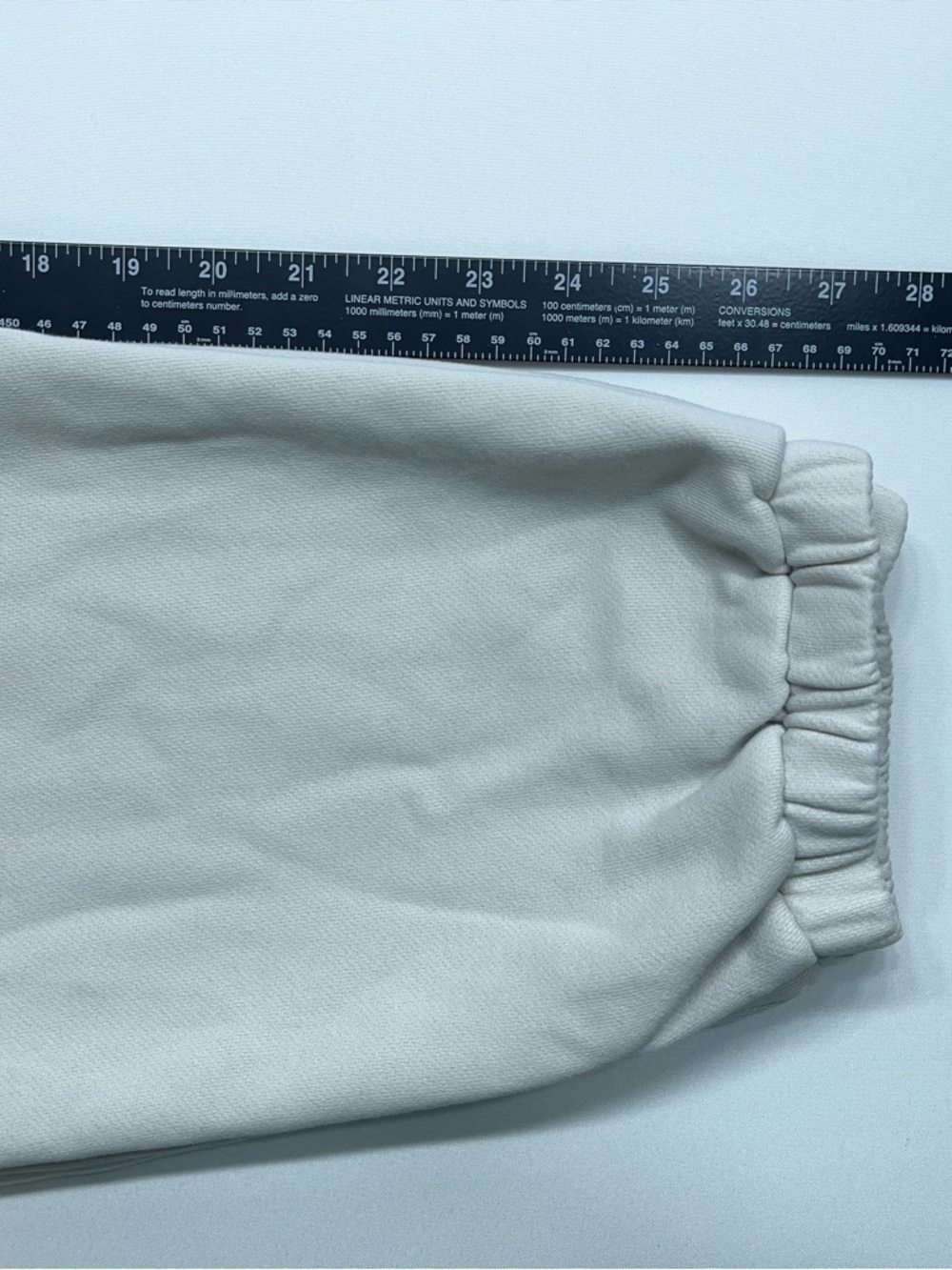 Lululemon Scuba MR Oversized Jogger Womens Size Medium LW5GLNS Bone White Heavy - Picture 7 of 16